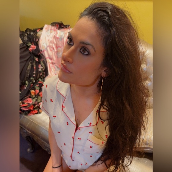 🍒🍒 Cherry Pajama Short Sleeve and Shorts Print Lounge wear Set Collared & Cuffed - Picture 4 of 9